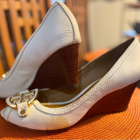 Tory burch wedge off white - Picture 3 of 6